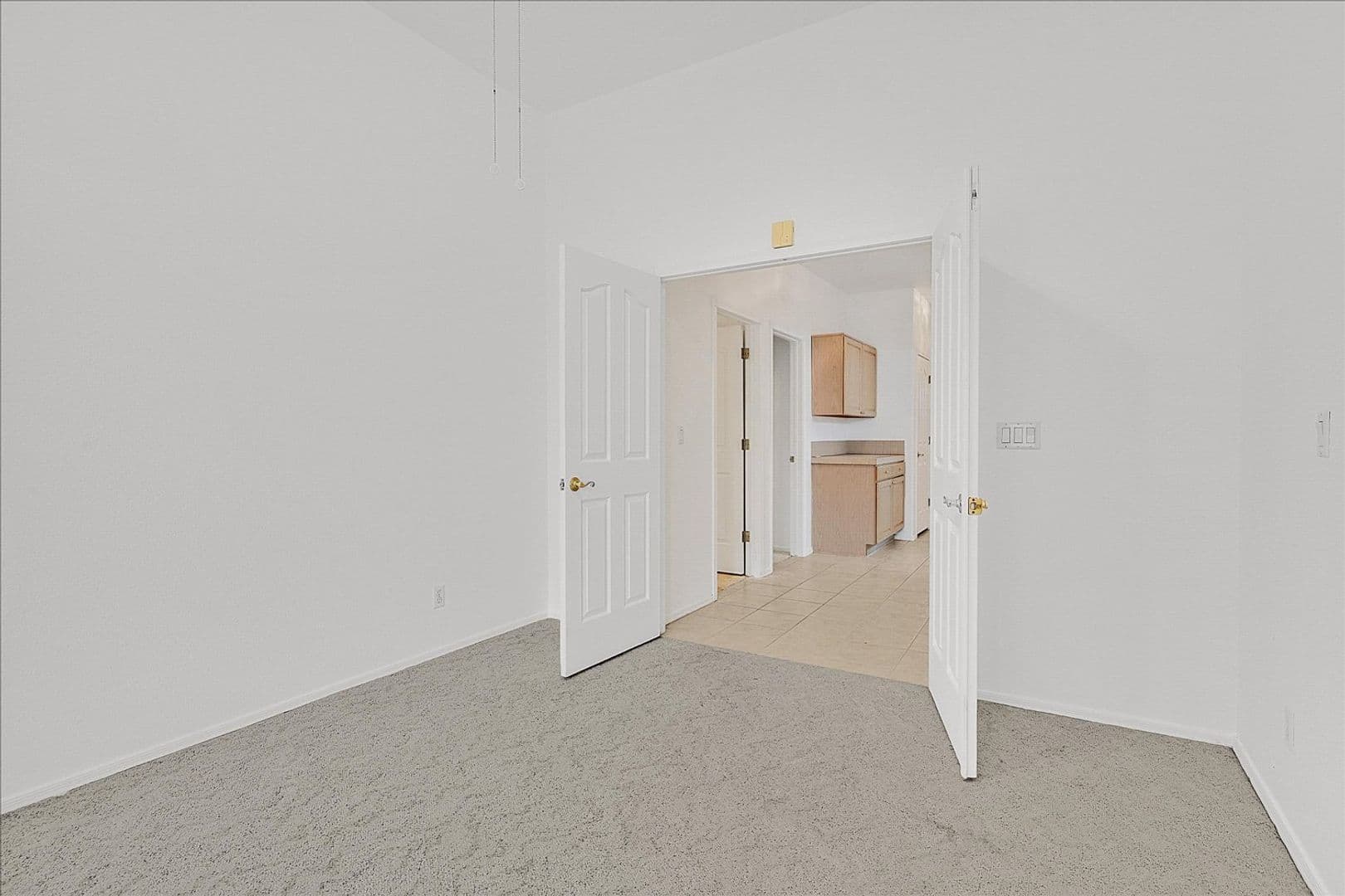 Las Vegas House: 1444 Castle Crest Dr