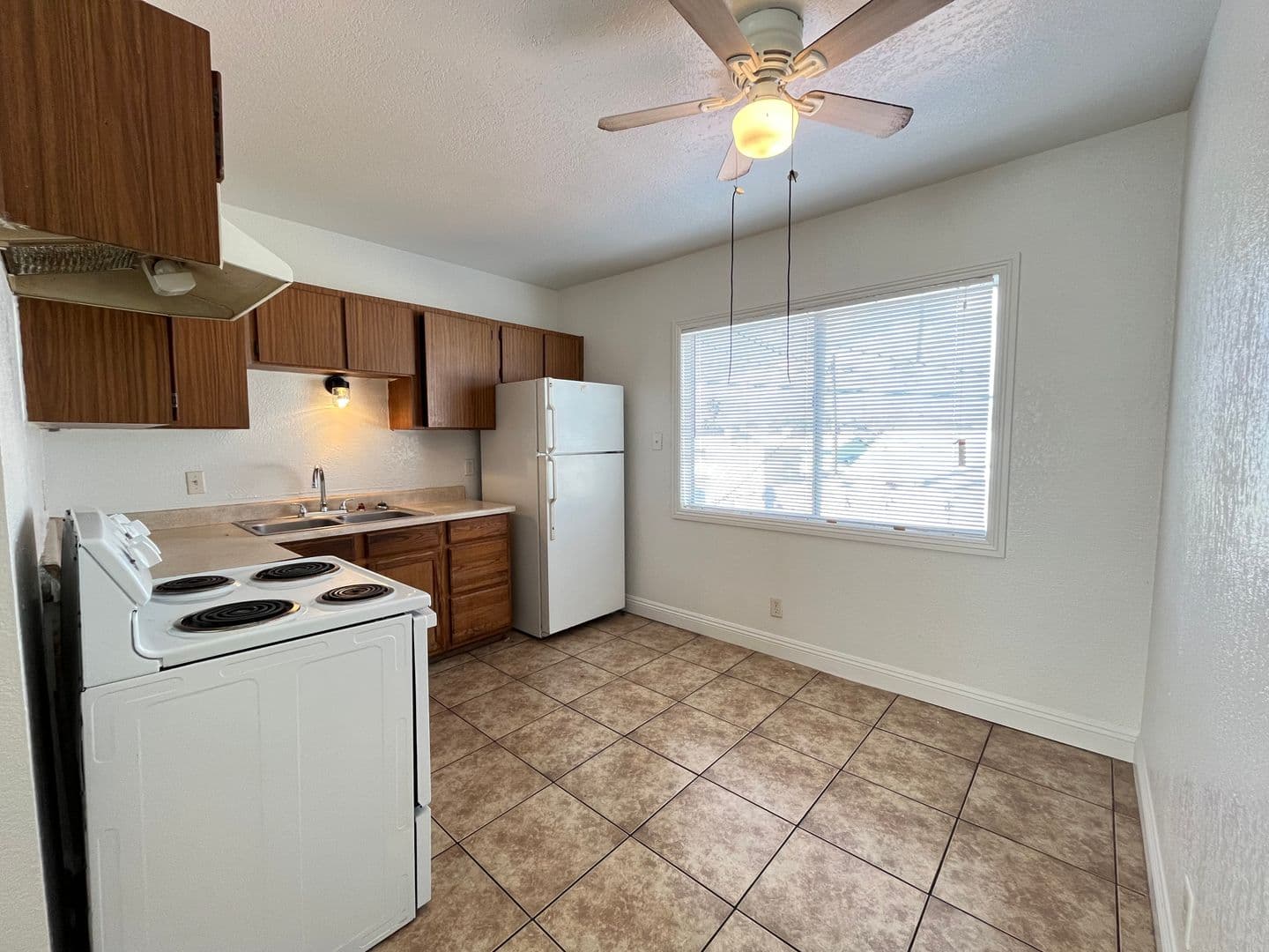 Las Vegas Apartment: 3620 E Cheyenne Ave