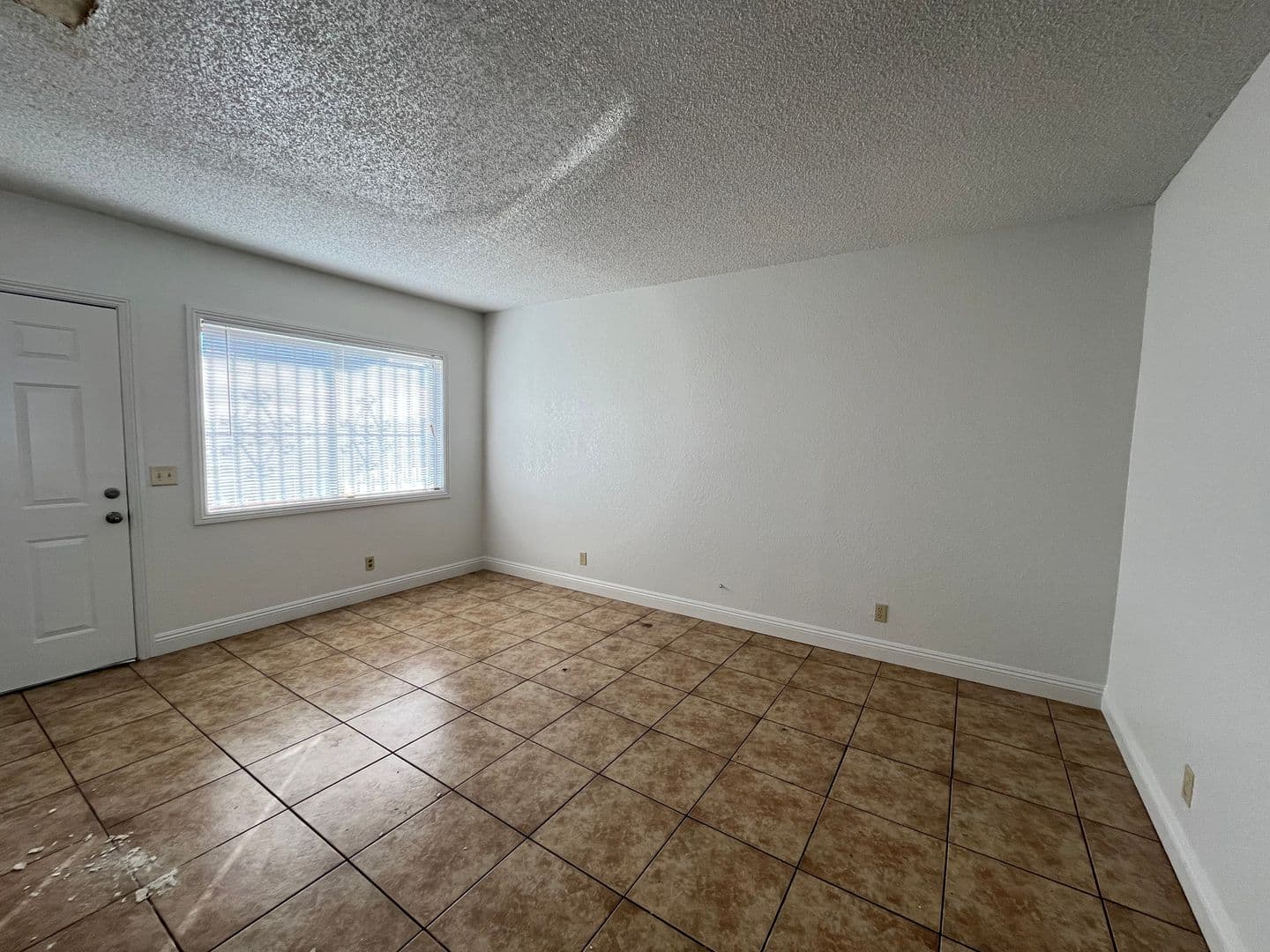 Las Vegas Apartment: 3620 E Cheyenne Ave