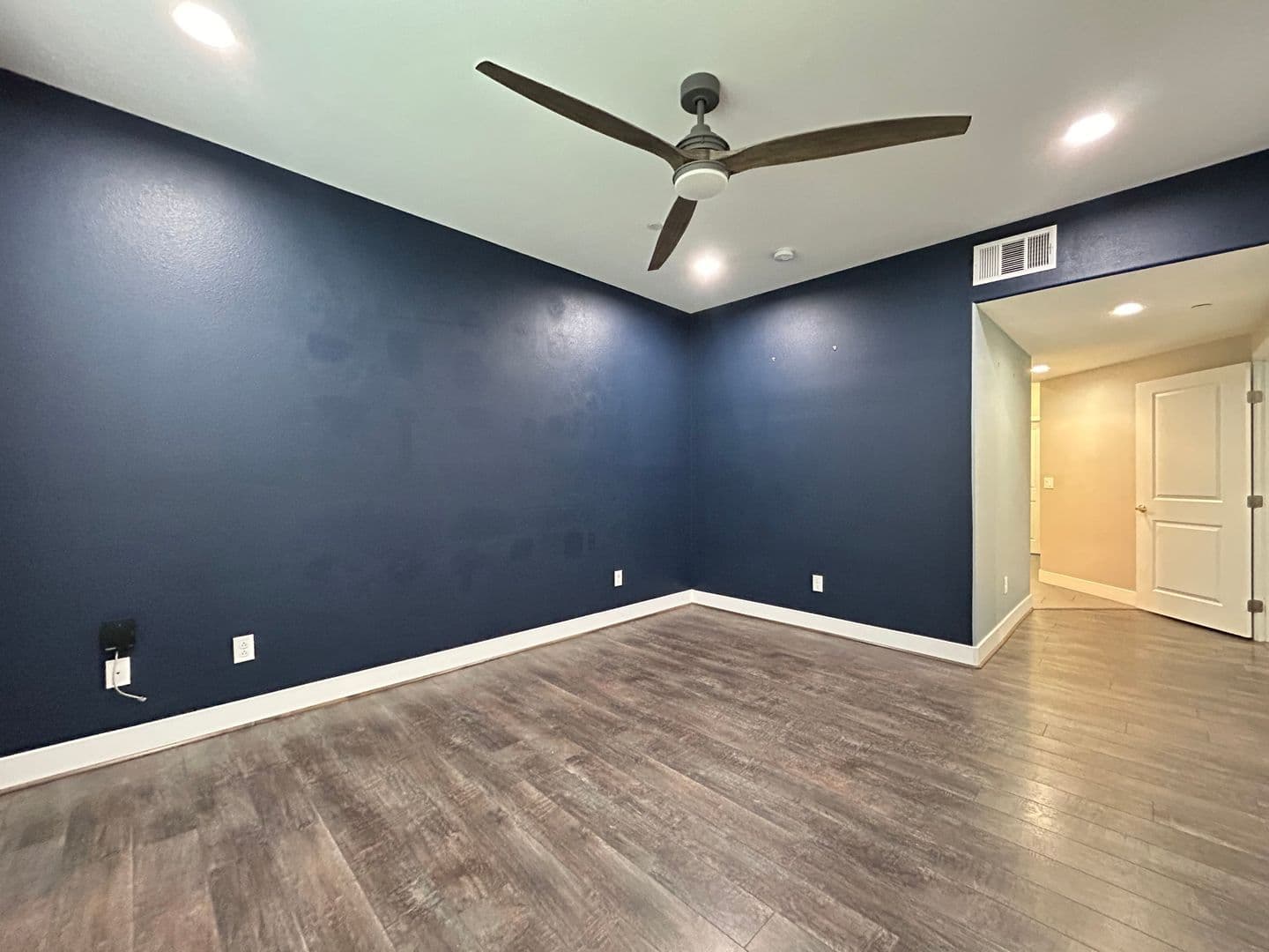 Las Vegas Townhome: 845 Pantara Pl #1103