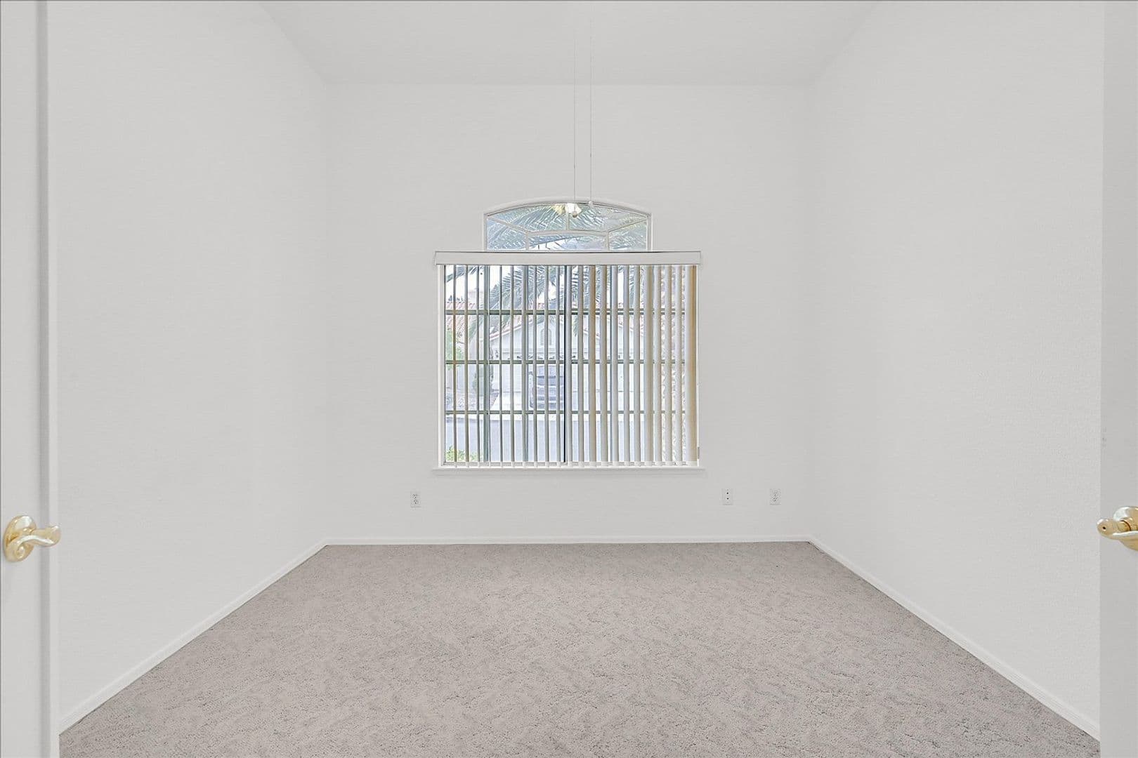 Las Vegas House: 1444 Castle Crest Dr
