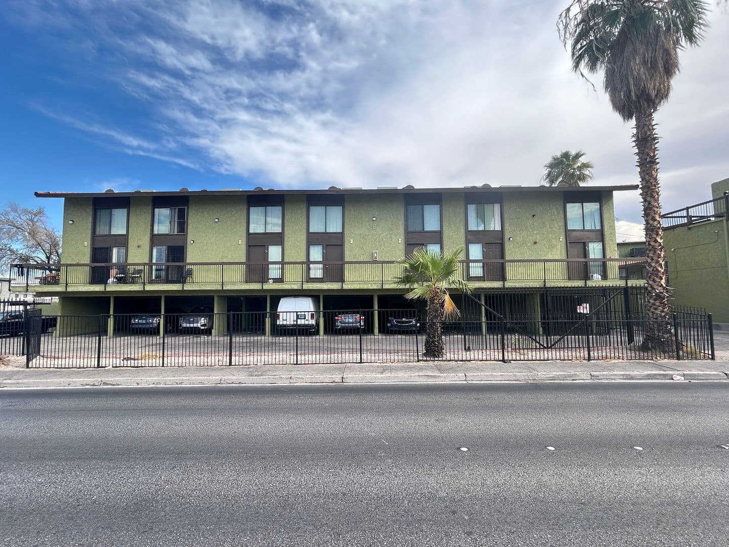 Las Vegas Apartment: 711 E. Twain Ave - A