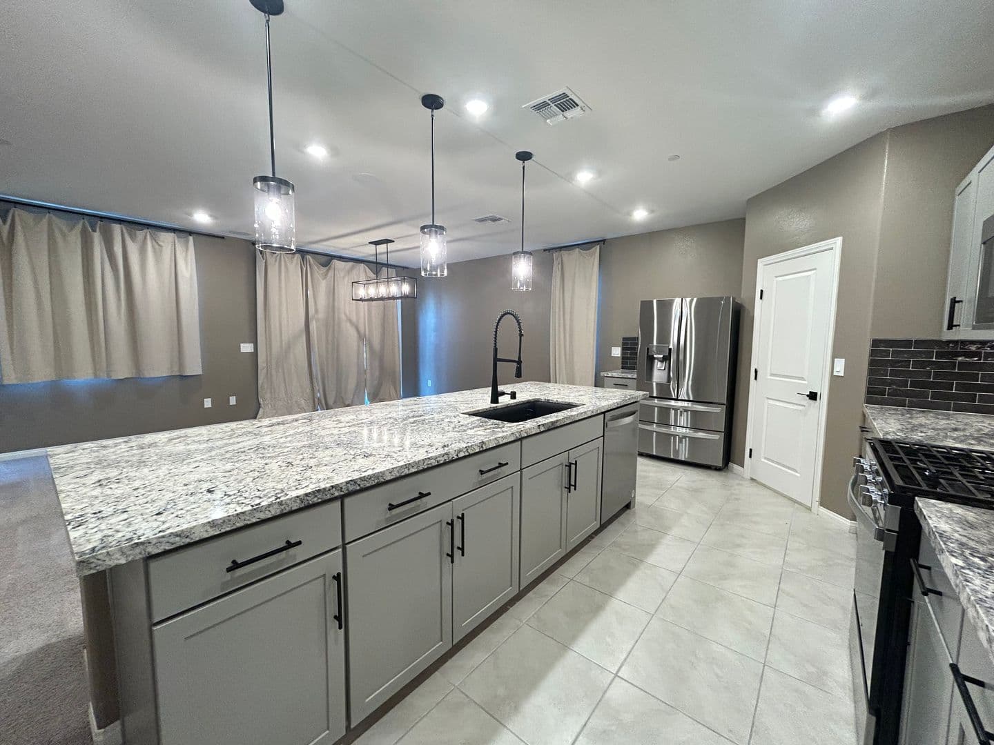 Las Vegas House: 10190 Natural Anchor St