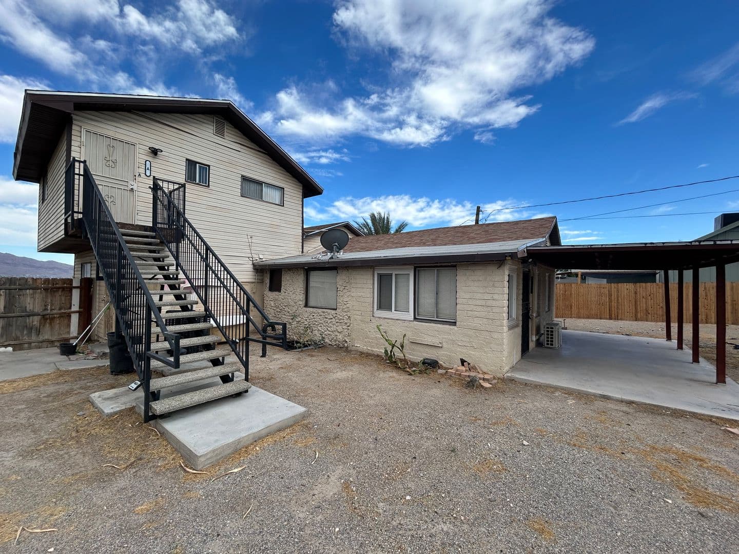Las Vegas Apartment: 729 N 10th St