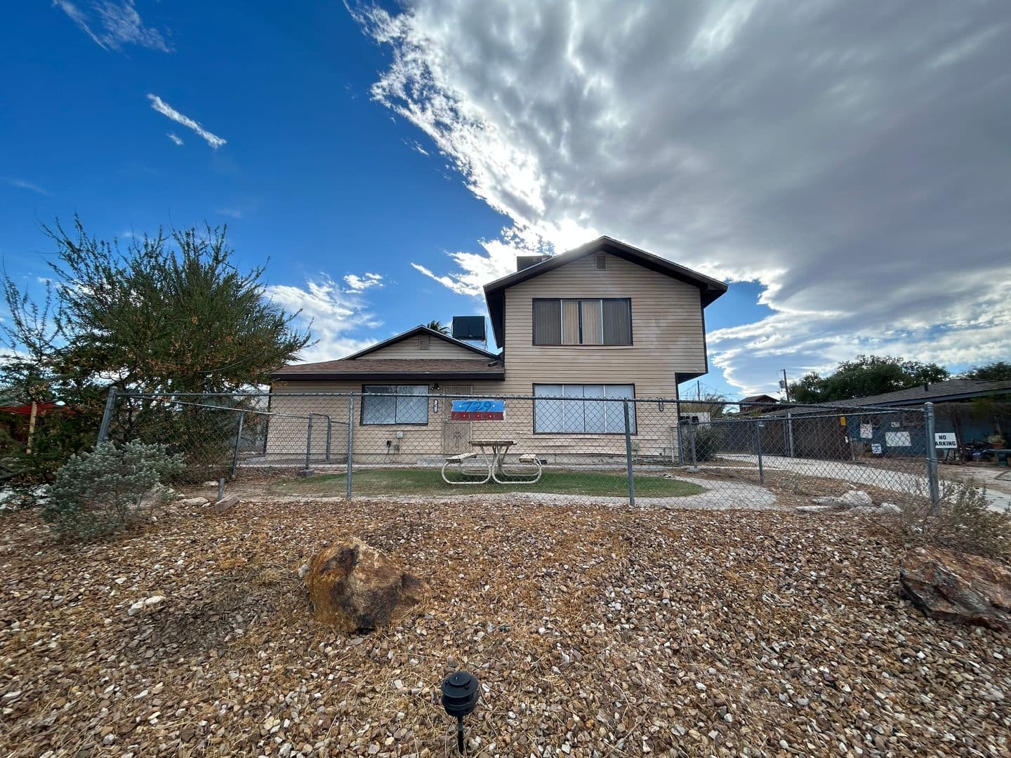 Las Vegas Apartment: 729 N 10th St
