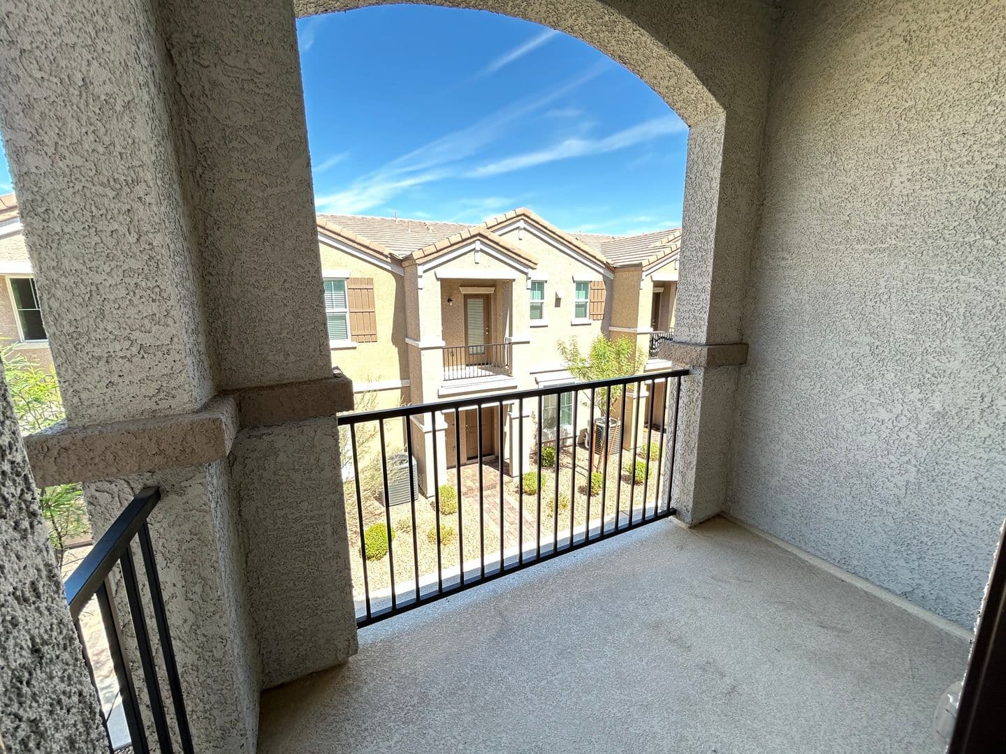 Henderson House: 661 Foam Flower Ln