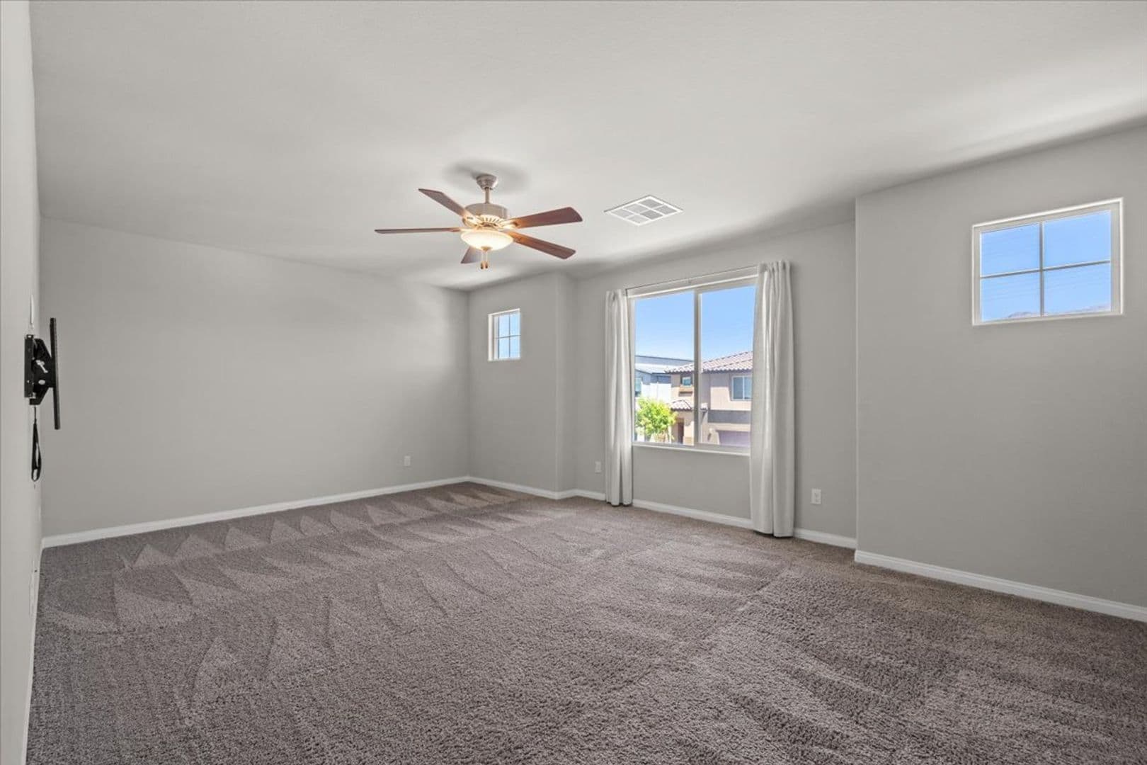 North Las Vegas House: 4035 Beech Fern Ave