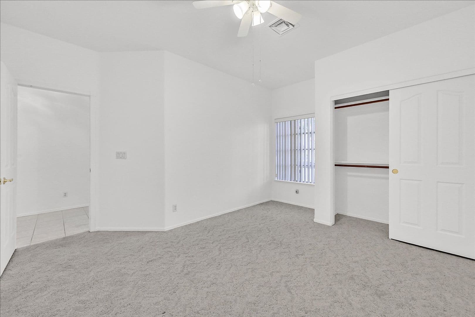 Las Vegas House: 1444 Castle Crest Dr