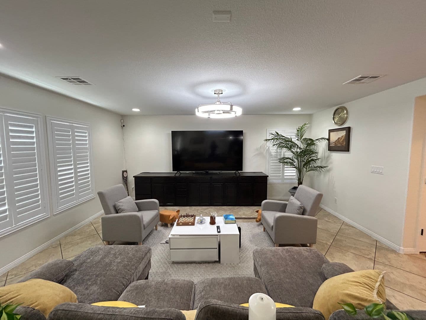 Las Vegas House: 10343 Beallsville St