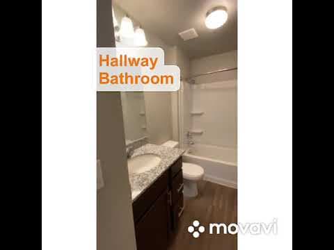 Vineyard Apartment: 100 S Geneva RD