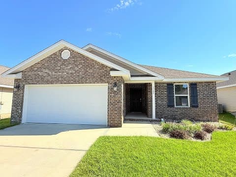 Milton House: 5784 Guinevere Ln