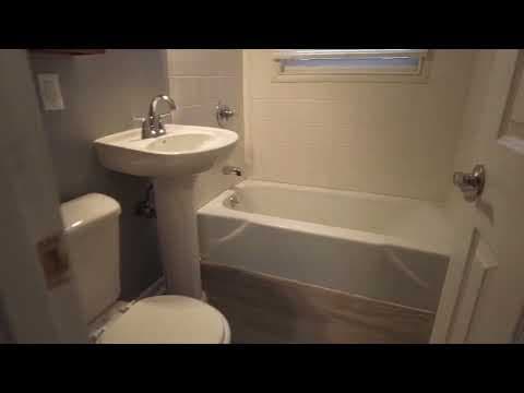Des Moines Condo: 4812 SW 3rd St
