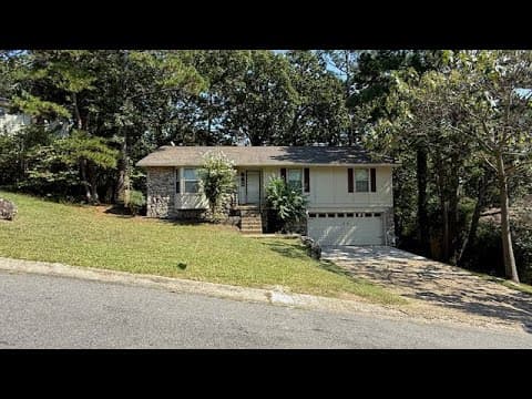 Little Rock House: 5 Flourite Cove
