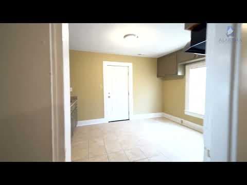 Dolomite House: 1685 2nd Ave S