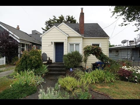 Seattle House: 2842 21st Ave W