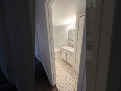 Monroe Condo: 725 Washington St. Apt.