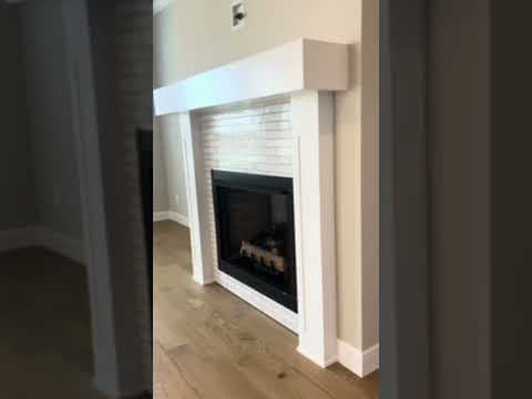 Pea Ridge House: 2408 Charles St