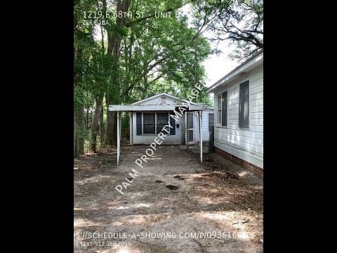 Savannah House: 1219 E 68th St
