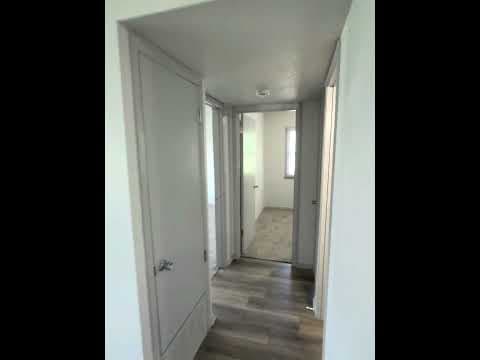 Newton Condo: 1020-1026 E 12th St N
