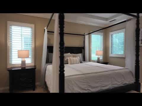 Irvine House: 61 Crestwick