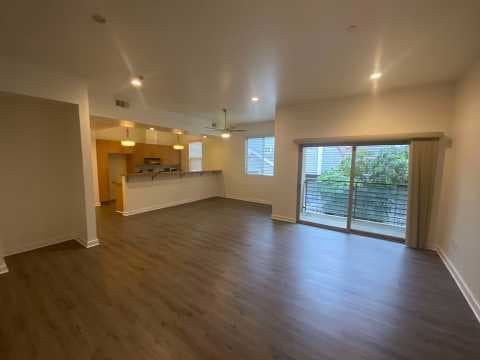 Van Nuys House: 6428 Woodley Avenue