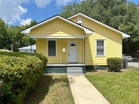 Savannah House: 210 W 58th St.- A