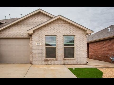 Lubbock Townhome: 2110 N. Ave. L