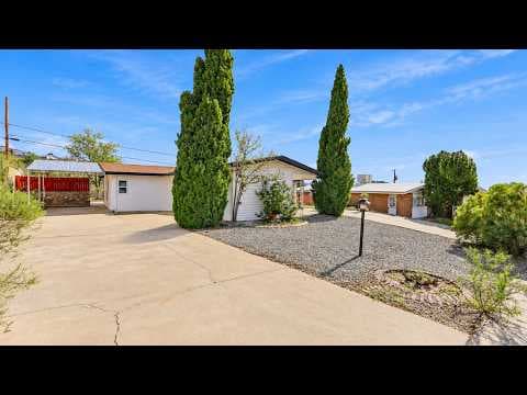 El Paso House: 208 Carnival