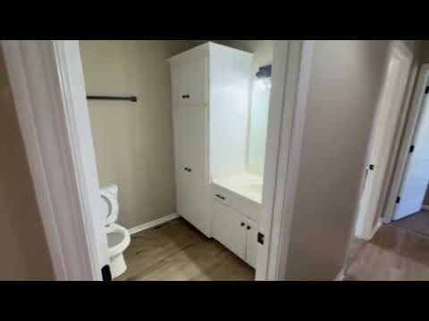Grain Valley House: 401 Orion Drive