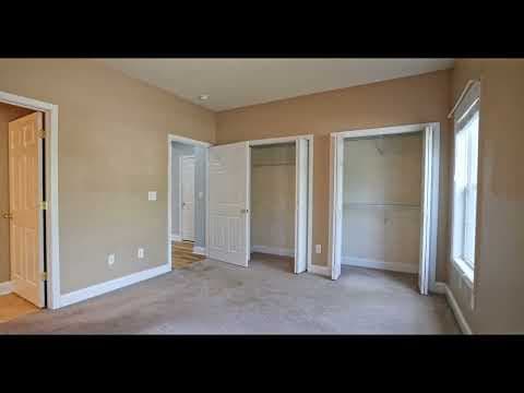 Oak Ridge House: 121 Hatleyberry St