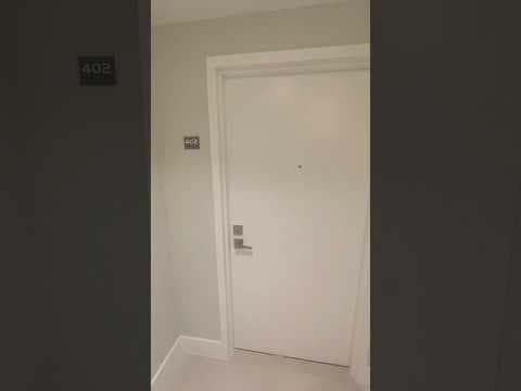 Miami Beach Condo: 2457 collins ave
