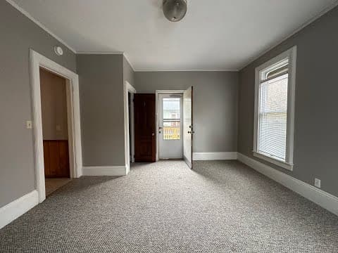 Kalamazoo Townhome: 240 Stuart Ave Apt 2