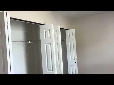 Lorain Condo: 3115-3117 Surf Ave