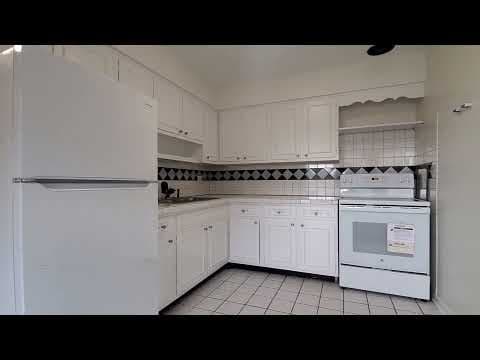 Oak Park Condo: 426 Wesley Ave