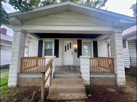 Evansville House: 501 Maxwell Ave