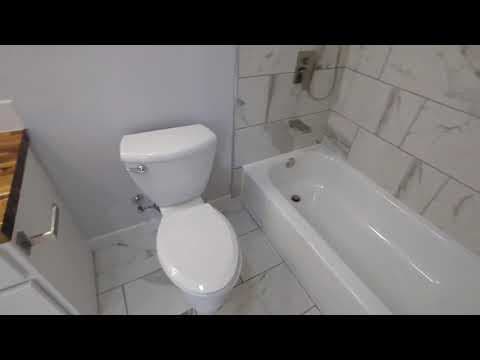 Pella Condo: 413 Jefferson Street - 21