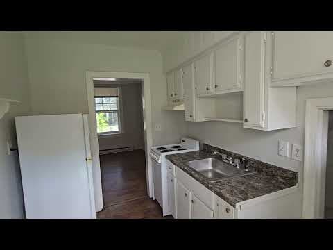 Hopewell House: 1022 Maplewood Ave