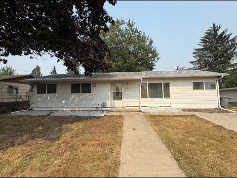 Renton House: 15755 118th Ave SE