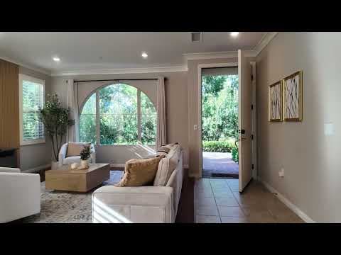 Irvine House: 101 Thornhurst