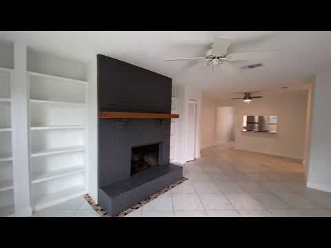 Tallahassee House: 156-D Locke St