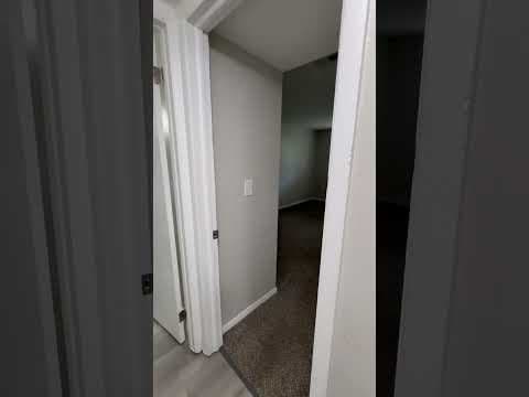 Delaware Condo: 159 London Road