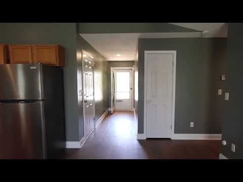 Spartanburg House: 407 Soft Breezes Lane