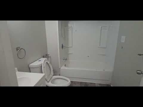 Cleveland Condo: 11309 Fortune Ave