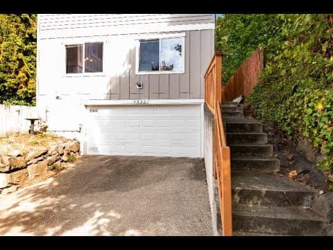 Seattle House: 4832 S Bateman St