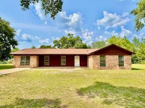 Pace House: 3470 Nicholson Estates Rd