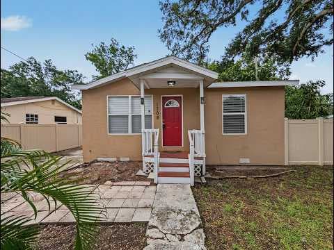 Bradenton House: 1708 6th Ave E