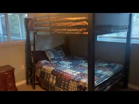 Sarasota House: 3737 Kingswood Dr