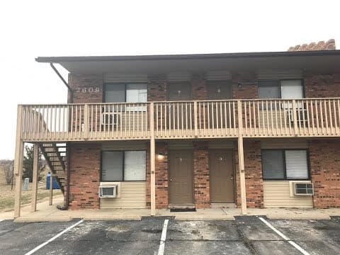 Belleville Condo: 2609-E Sierra Drive