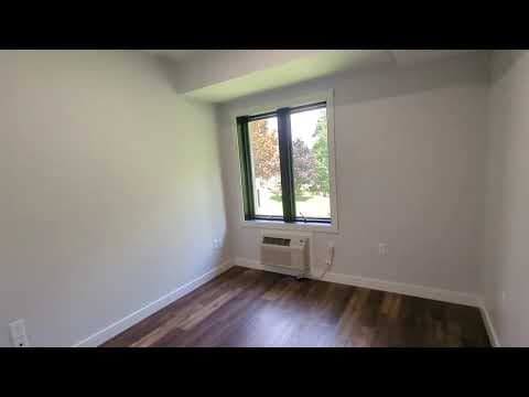 Pella Condo: 413 Jefferson Street - 23