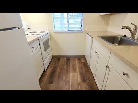 BEAVERTON Condo: 20125 SW TUALATIN VALLEY HWY